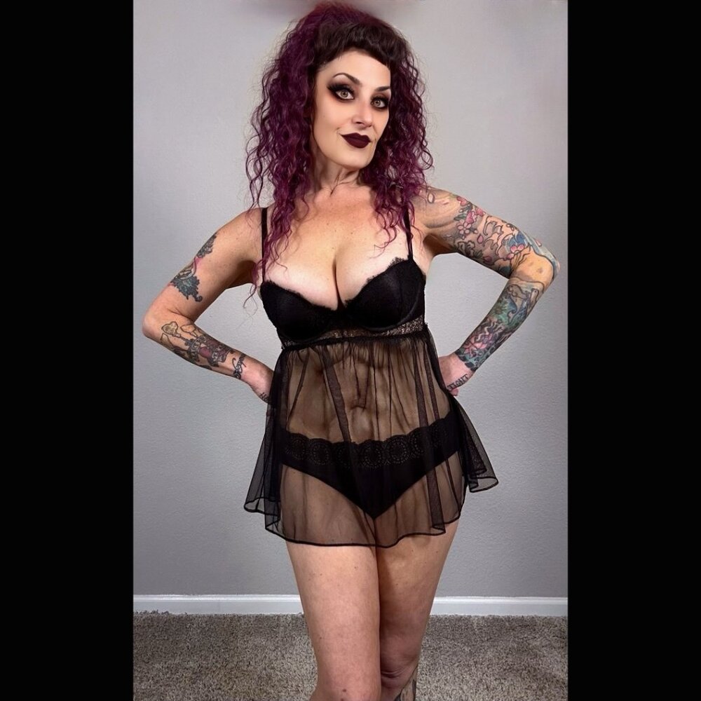 Y2K NWOT Victoria's Secrets Black Chemise Sheer Underwire Lingerie Pushup 34C